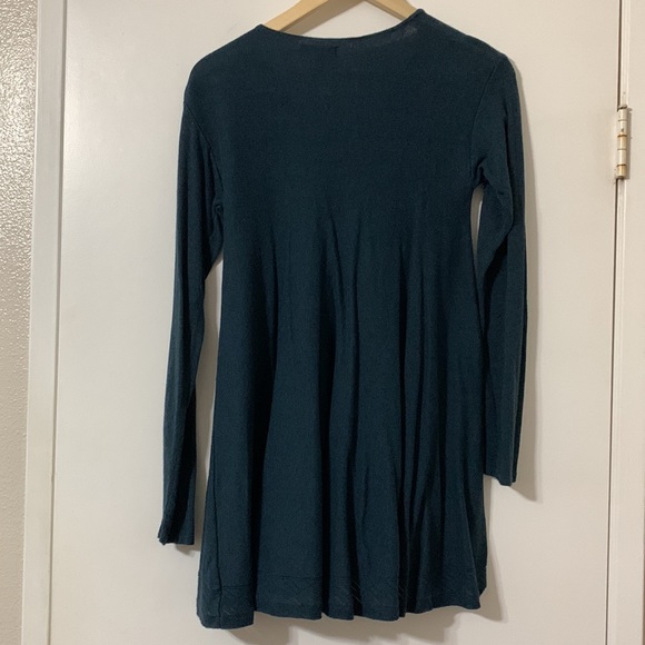 Max Studio Women’s Small Dark Turquoise Sweater - Picture 2 of 4